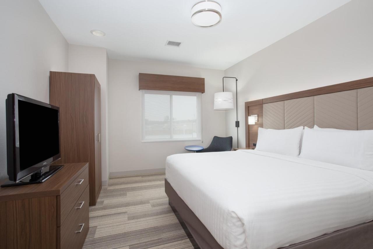 Holiday Inn Express & Suites Amarillo By Ihg Exterior foto